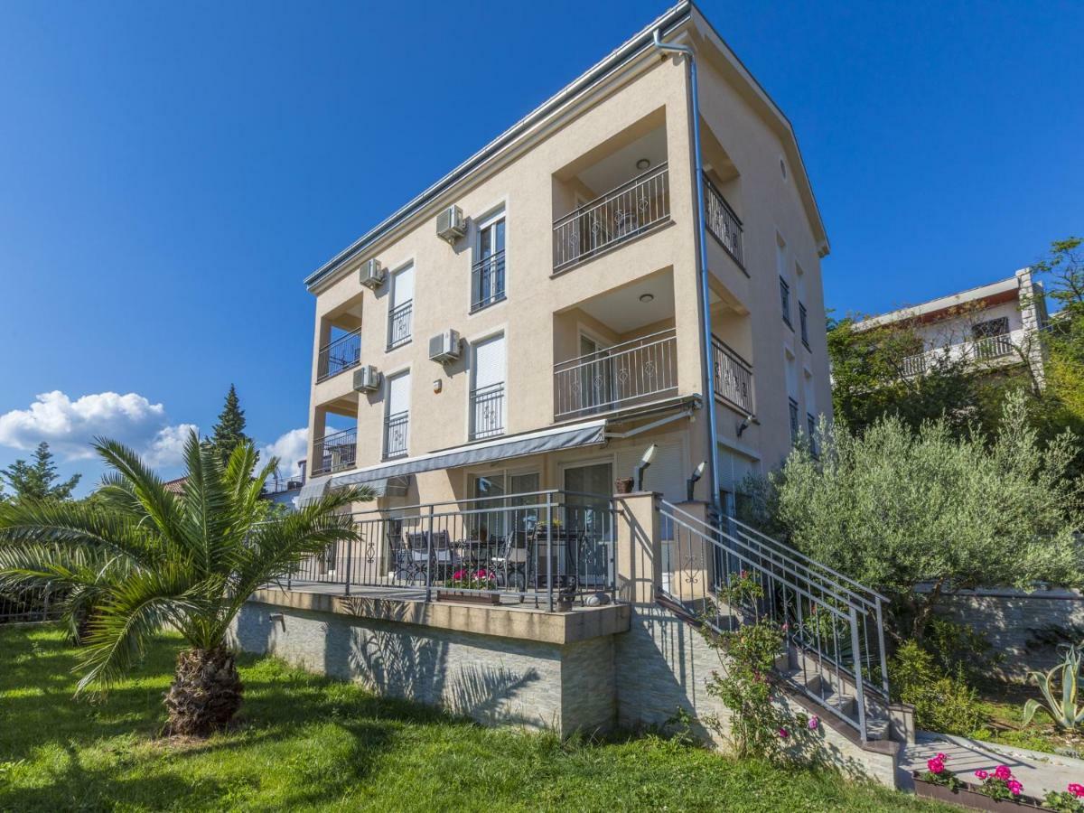 Dolores Crikvenica Exterior photo